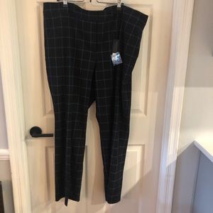 BNWT Lane Bryant Size 24 Trousers